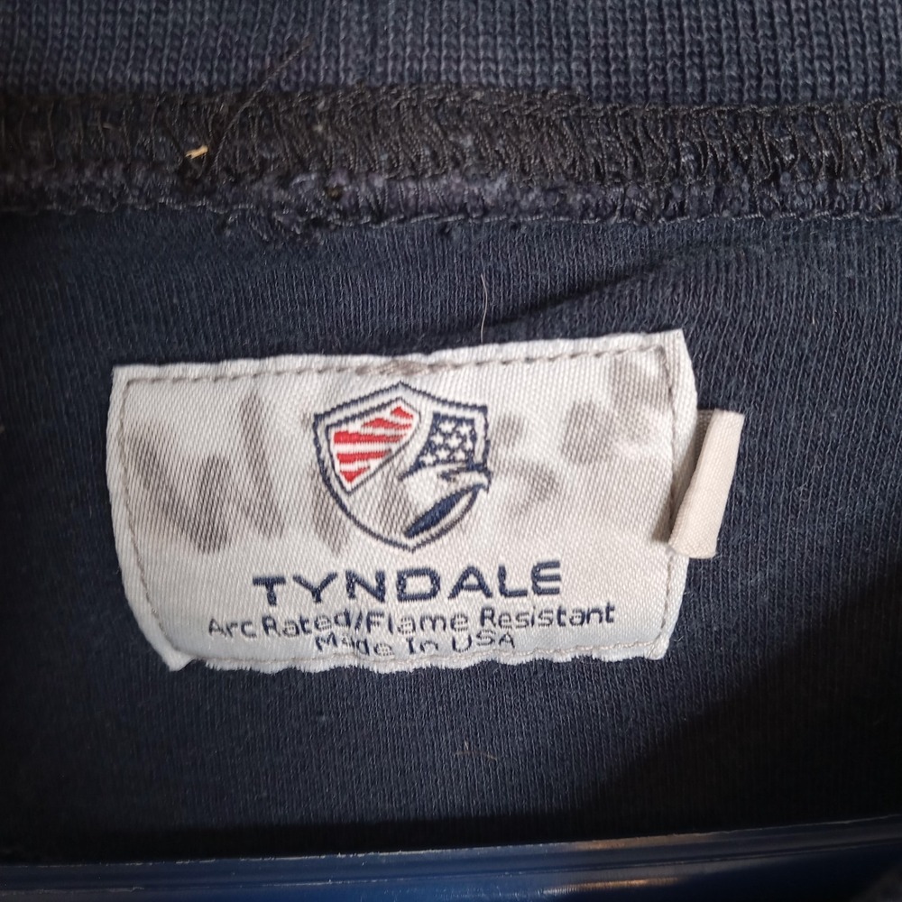 Tyndale FR Long Sleeve Crew Neck Pocket T-Shirt Size Large Blue USA - Picture 3 of 8